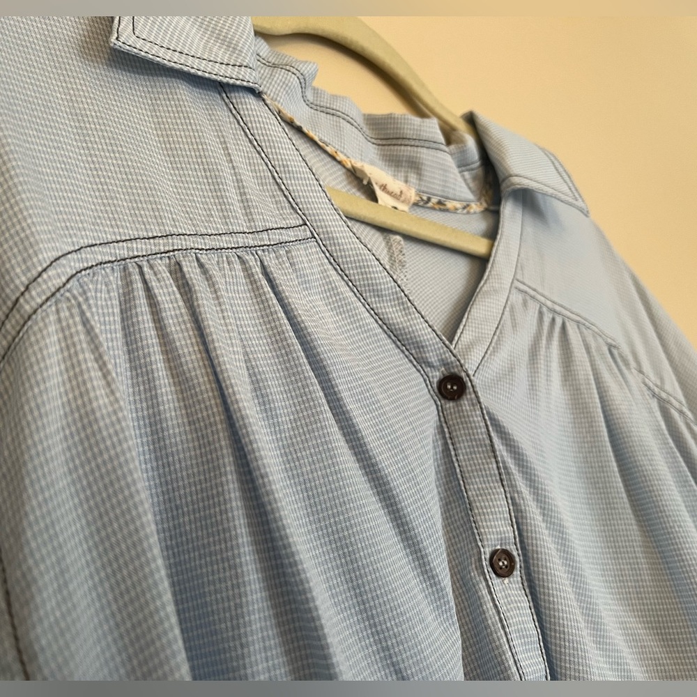 Hem & Thread Button Down Top - Large - image 3